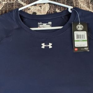 Womens Under Armour wicking T shirt